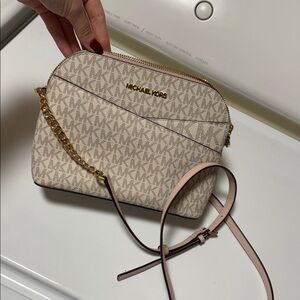 Michael Kors Signature Beige, Blush and Gold Crossbody Bag NWOT